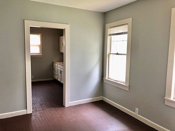 4th image of 1109 Euclid Ave