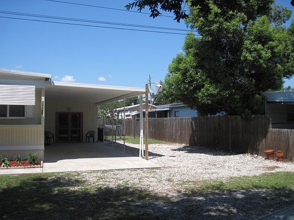 4th image of 34943 2nd Ave