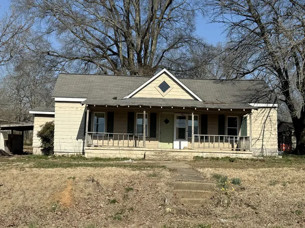 151 Old Jackson Hwy, Leoma, TN 38468