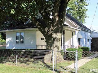 218 W Monroe St, Auburn, IL 62615