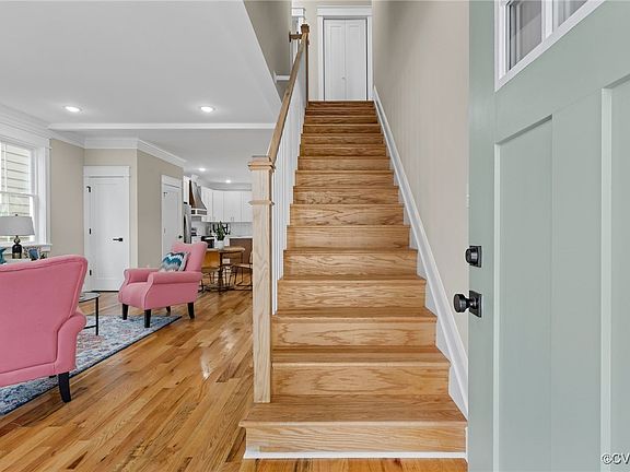 4th image of 211 Yancey St