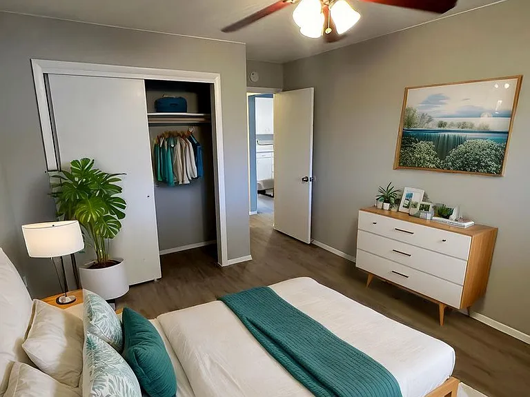 1415 S Corona Ave. — Photo 14