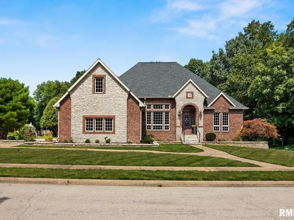 78 Diamond Point, Morton, IL 61550