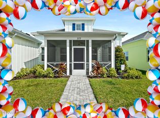 377 Parrot Ln, Daytona Beach, FL 32124