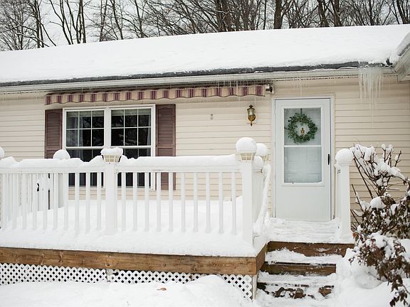 3rd image of 7018 Meadow Brooke Ln