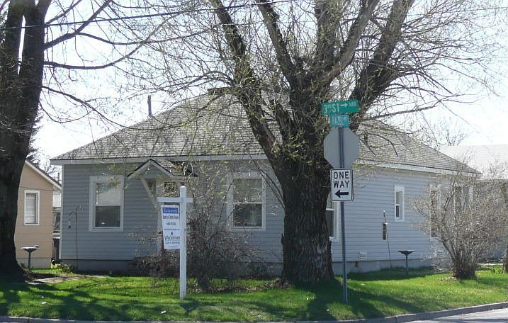 3rd Street Property on Corner Lot