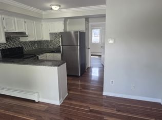 678 Savin Ave #C2, West Haven, CT 06516