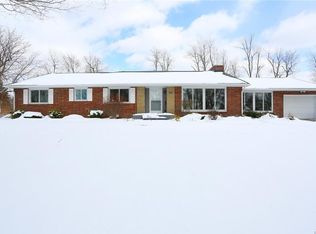 200 Amherston Dr, Buffalo, NY 14221
