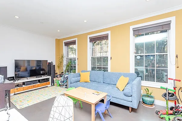 Rented by Owner | media 23