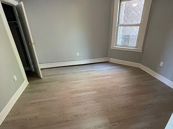 4th image of 70 Eaton Pl #4R