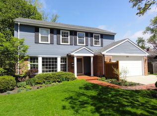 2208 Chestnut St, Northbrook, IL 60062