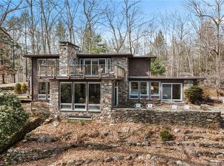 129 Summit Rd, Mansfield, CT 06268