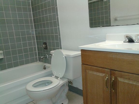 2nd image of 7519 S Sanibel Cir