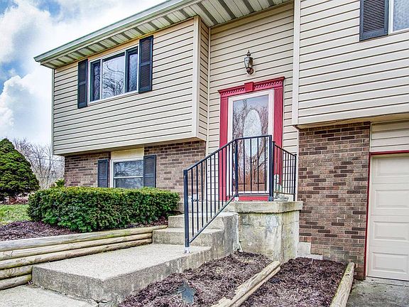 3rd image of 1349 Linden Creek Dr