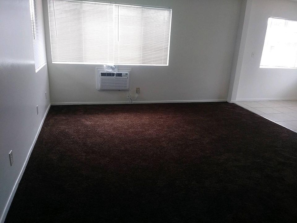 Living room with wall ac
