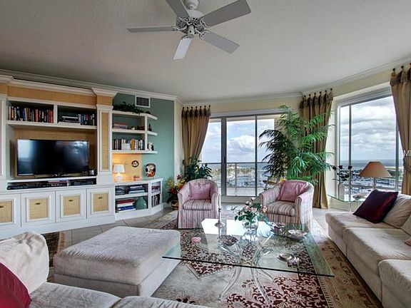 5th image of 100 Beach Dr NE Unit 1003