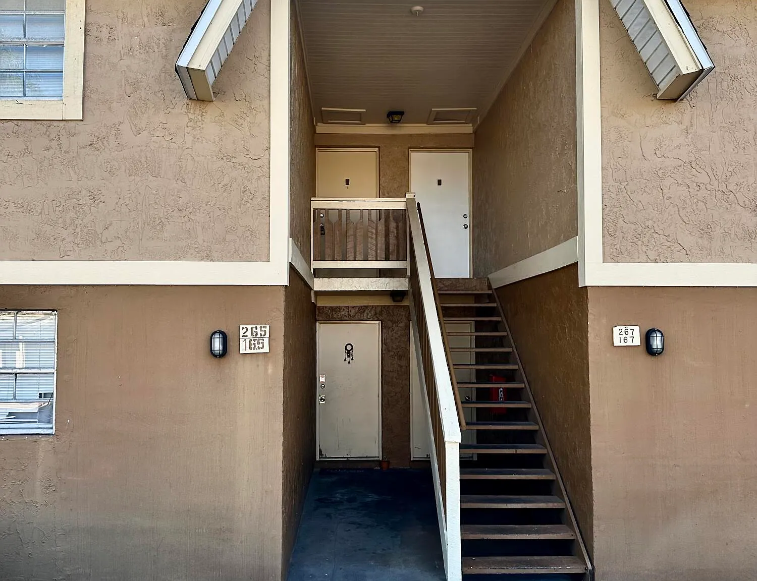 1 bed, 1.0 bath, 602 sqft, $1,275 — Photo 1