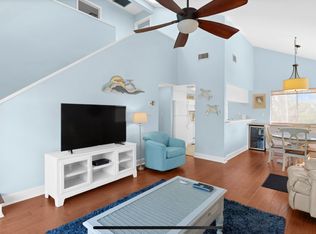 966 Greenwood Ct S, Sanibel, FL 33957