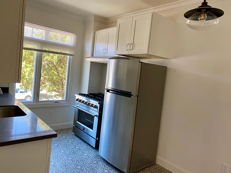 2345 Cabrillo St #1 — Photo 9