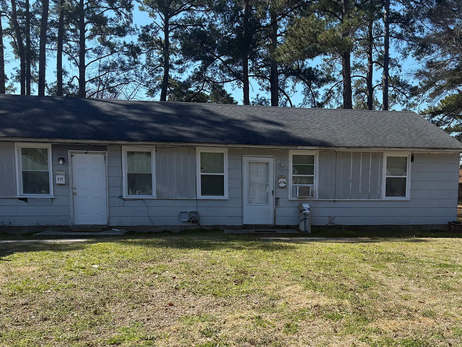 2 bed, 975 sqft, $1,050 — Photo 1