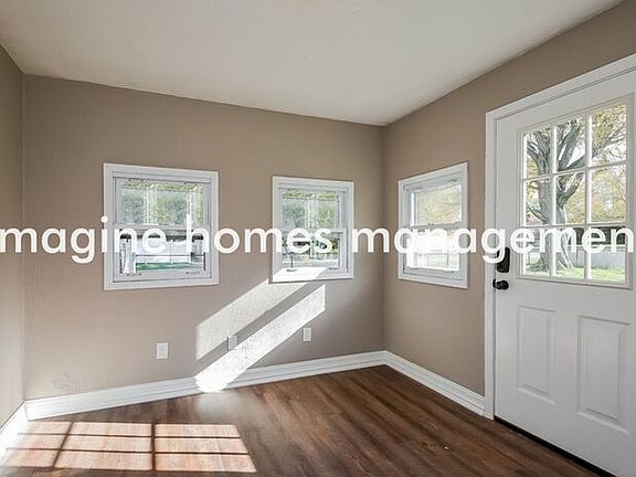 3rd image of 7656 Fern Dr