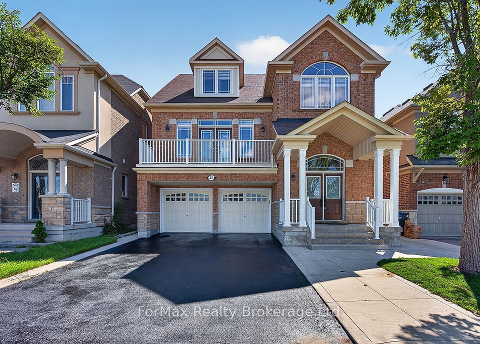 1st image of 35 Seascape Cres