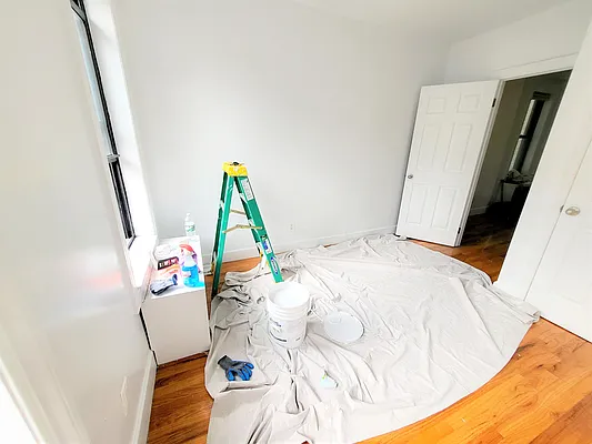 Rented by Douglas Elliman | media 19