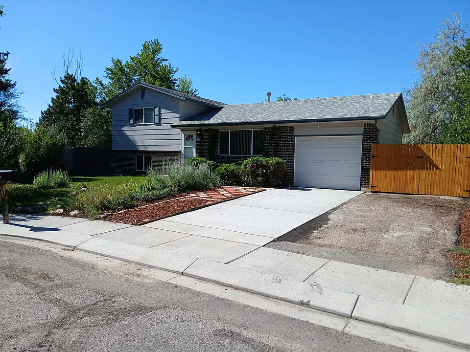 4155 Hamlet Pl