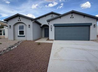 6544 Phoenix St, Las Cruces, NM 88012
