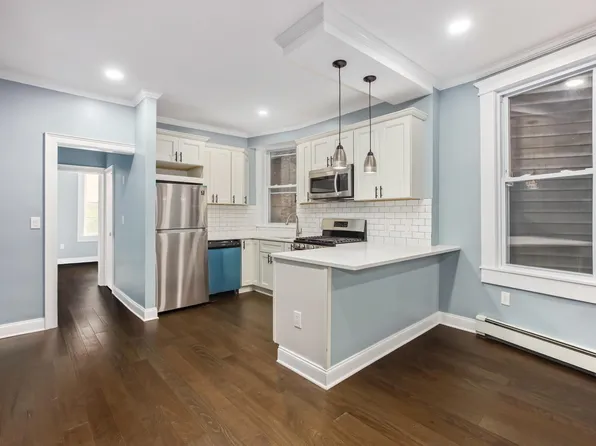 380 Baldwin Avenue image 1 of 15