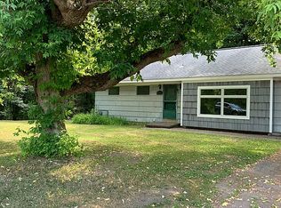 8353 Pinecrest Dr, Rome, NY 13440