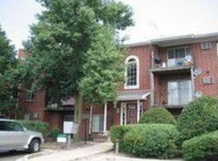 6S561 Naper Blvd APT 10, Naperville, IL 60540