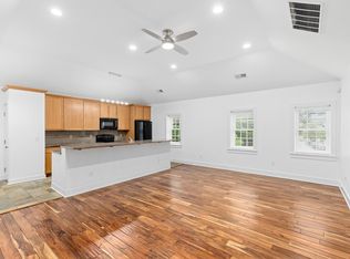 5 Kemble Ave #2F, Cold Spring, NY 10516