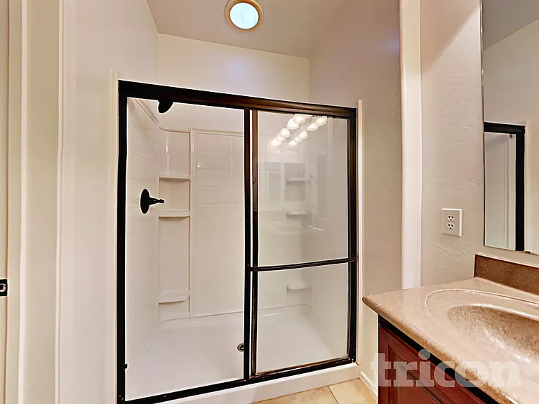 3210 N 302nd Ct — Photo 11