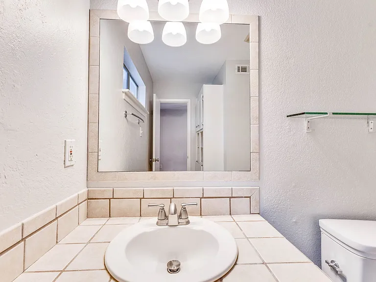 2104 Cullen Ave #207 — Photo 15