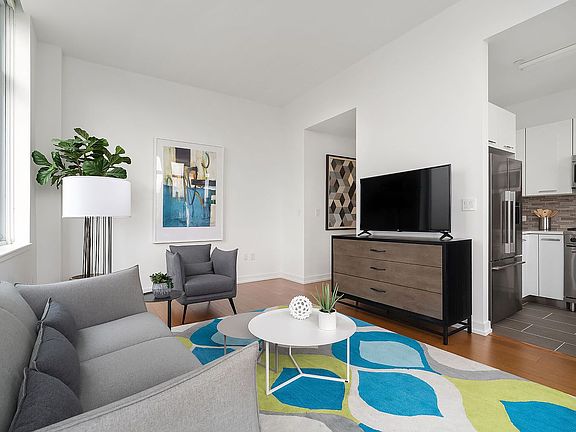 5th image of 250 W 93rd St APT 21D