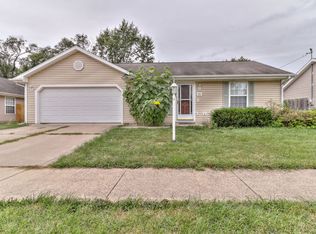 701 S Sunny Ln, Urbana, IL