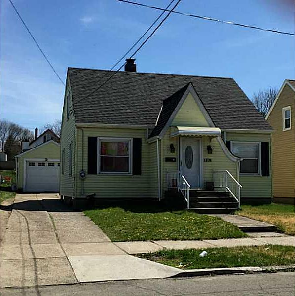 1st image of 1271 E 27th St