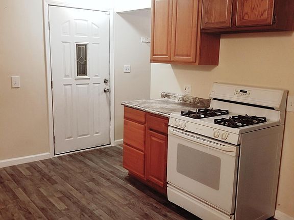 3rd image of 23313 Davey Ave