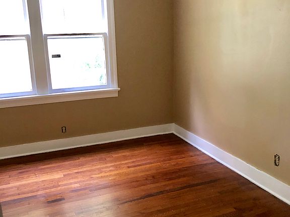 4th image of 1200 Kirk Cir