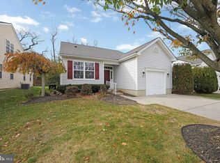 22 Fernbrooke Dr, Westampton, NJ 08060