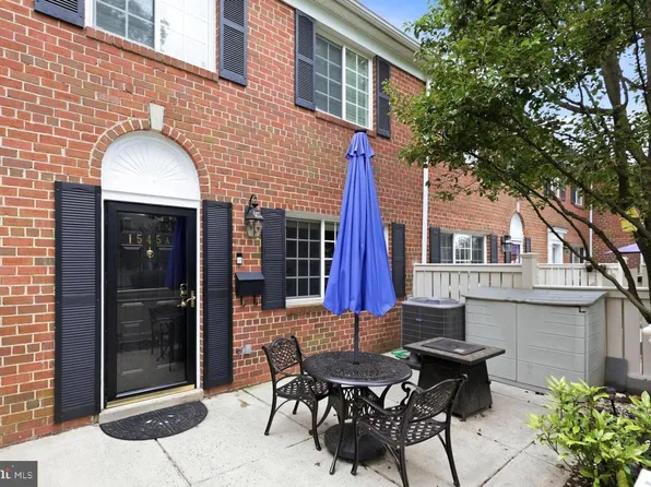 1545 N Van, Alexandria, VA 22304