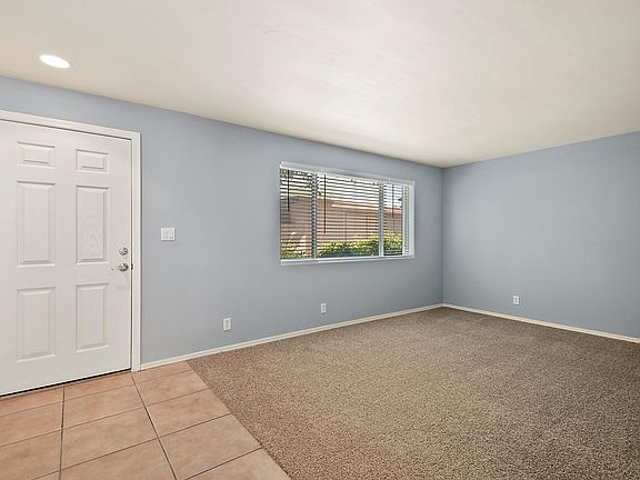5th image of 954 N Desert Ave