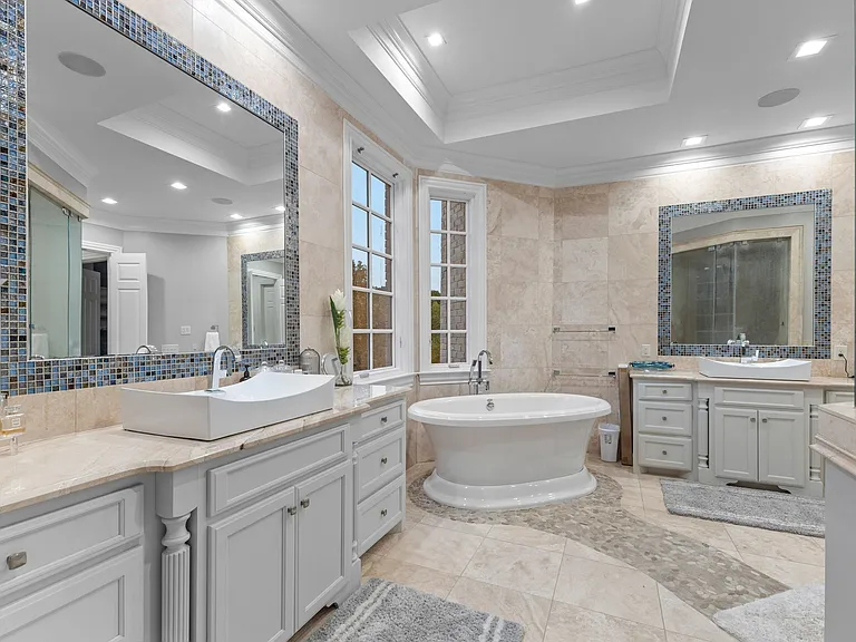 1415 Richland Woods Ln — Photo 31