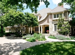 8141 Woodland Dr, Lenexa, KS 66220