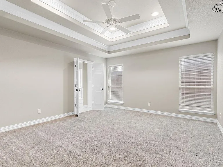 4815 Falcon Crest Blvd — Photo 14