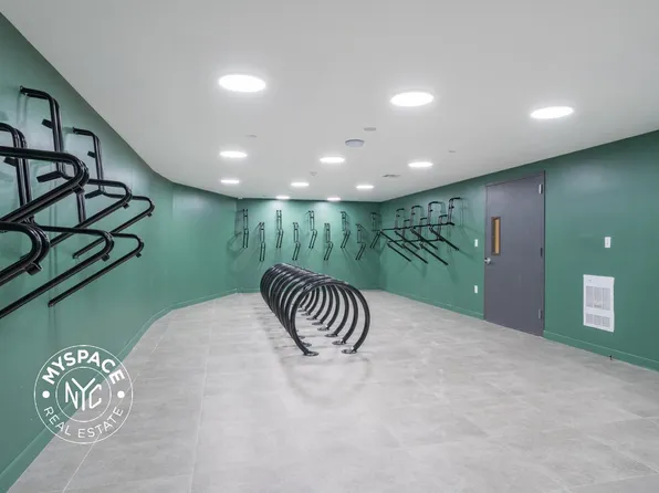 150 Lawrence Street image 19 of 32