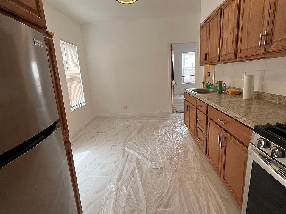 1st image of 2536 W 15th St