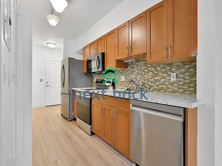 111 108th Ave NE #A310 — Photo 3