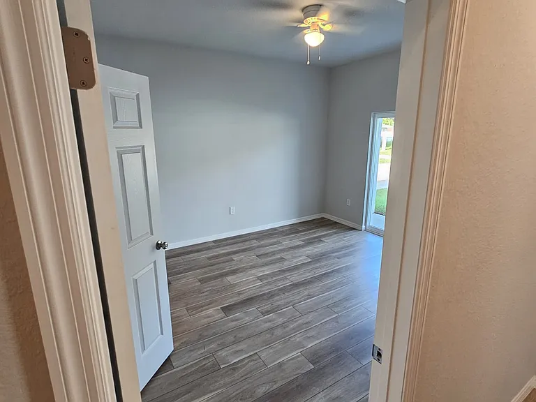 1431 Las Villas Blvd — Photo 11
